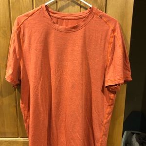 Lululemon Men Performance Shirt Salmon Large L